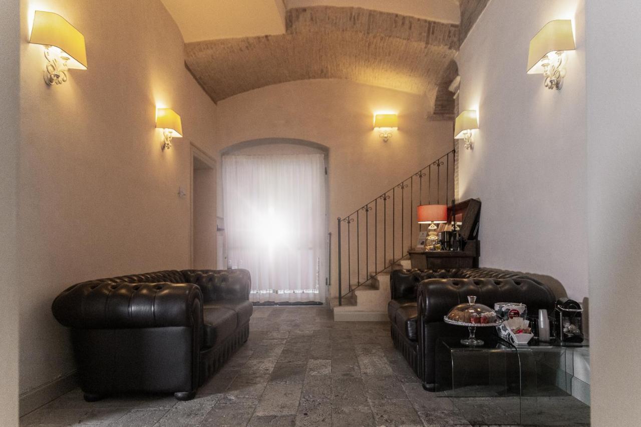 Palazzo Dei Mercanti - Dimora & Spa Hotel Ascoli Piceno Bagian luar foto